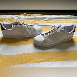 Adidas Advantage Shoes